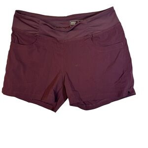 Mountain Hardwear Women’s Hiking Shorts Burgundy Wine Size Medium